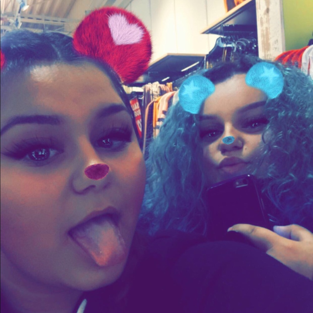 Meet your Posher, Justice